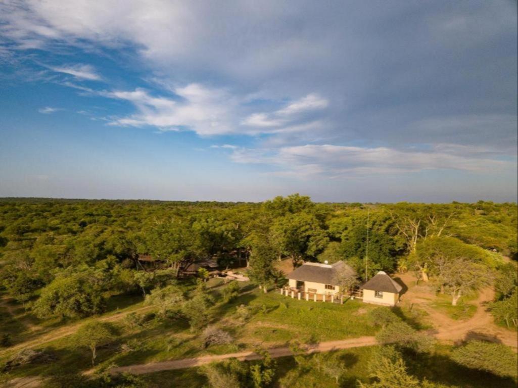 Kum Kula Lodge Amanda Екстер'єр фото